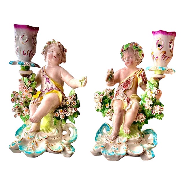 English Georgian Candlesticks in Derby Porcelain, 1760s, Set of 2 For Sale