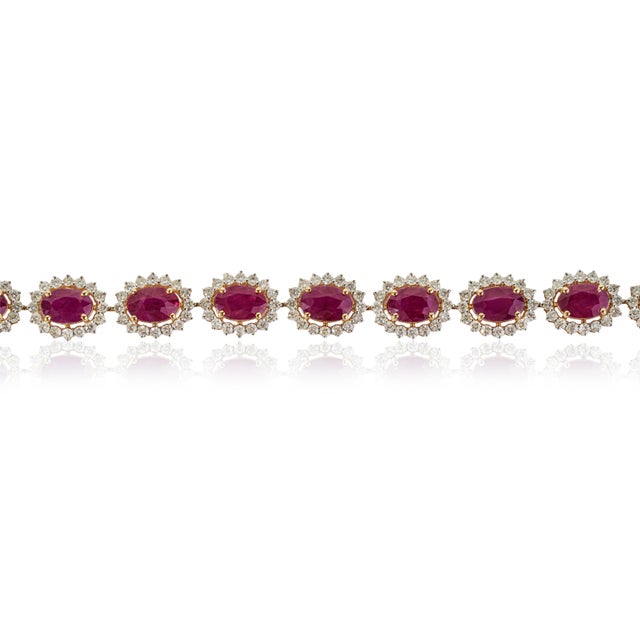 VR Jewels 8.83ct Oval Cut Natural Red Ruby and Diamond Tennis Bracelet in 14k Yellow Gold For Sale - Image 4 of 18