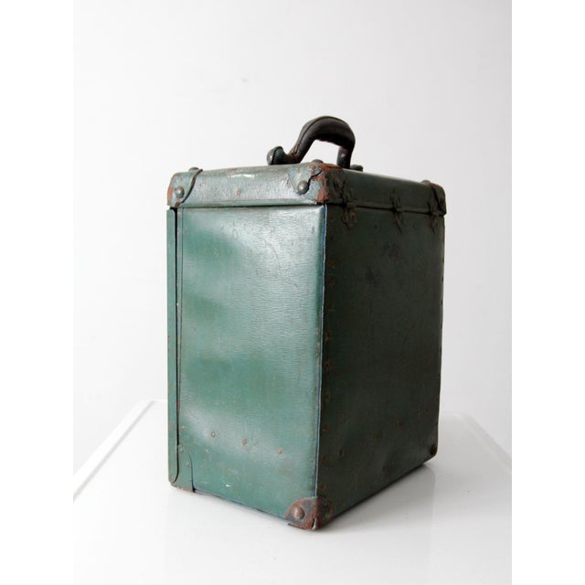 Antique Industriel Utility Tool Box For Sale - Image 4 of 13