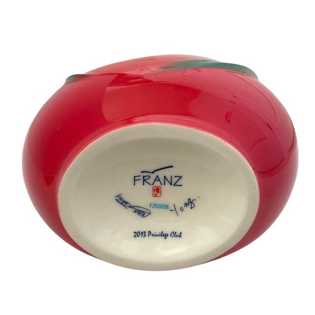 Red Franz Faber Cymbidum Vase Fz03036 Happy Shen Yong 2013 Privilege Club For Sale - Image 8 of 8