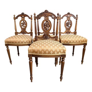 Set 4 Antique French Louis XVI Salon Chairs Petite Dining Parlor Carved Walnut For Sale