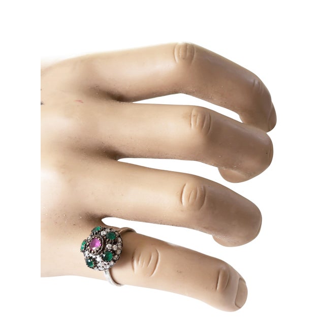 1960s Vintage Natural Ruby, Emerald & Diamond Ring - 925 Sterling Silver Size 7 Jaipur For Sale - Image 5 of 10