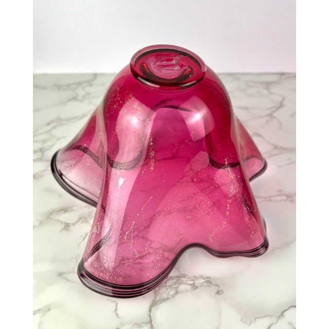 Large 12" Signed Paul Bendzunas Magenta & Gold Fleck Hand-Blown Art Glass Handkerchief Bowl For Sale - Image 9 of 12