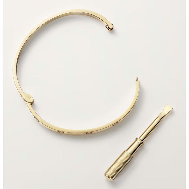 Cartier, Love Medium Model Bangle Bracelet, 18k Yellow Gold, Size 18 For Sale - Image 9 of 9
