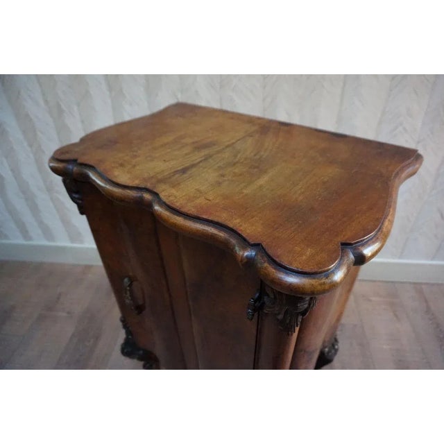 Italian Baroque Rococo Walnut Burl Nightstand, 1850s For Sale - Image 5 of 17