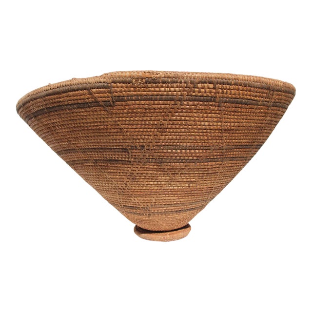 Early 20th Century Large Woman’s Work Basket From Angola, African Art For Sale