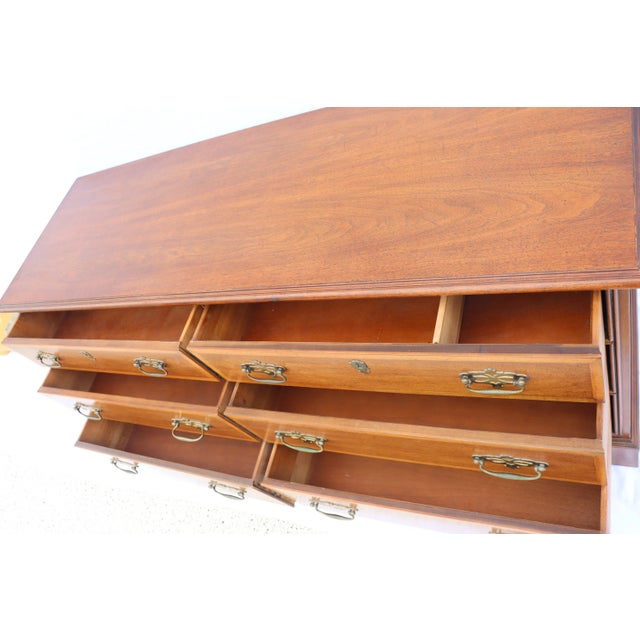1970's Vintage Henredon Georgian-Style Mahogany Six-Drawer Dresser For Sale - Image 10 of 12