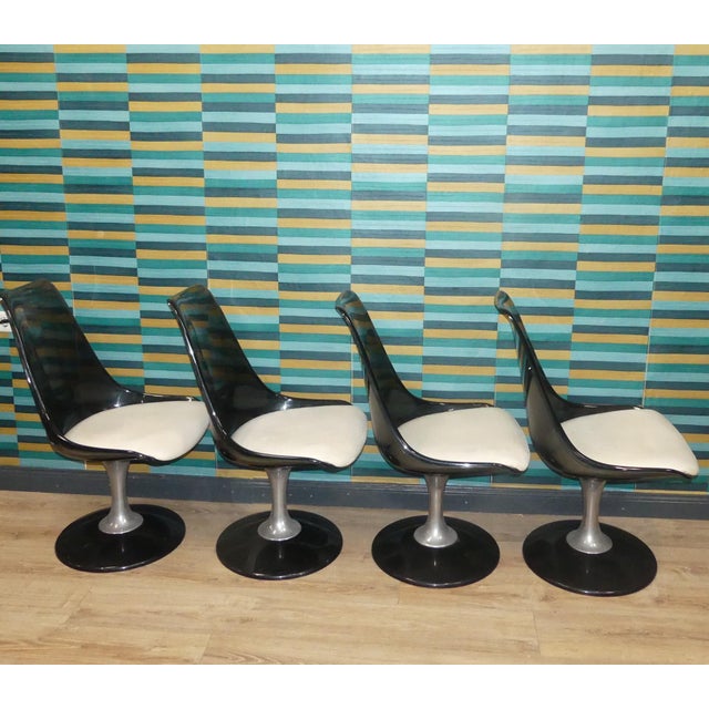 Space Age Acrylic Glass Tulip Swivel Chairs from Chromcraft, USA, 1970s, Set of 4 For Sale - Image 4 of 13