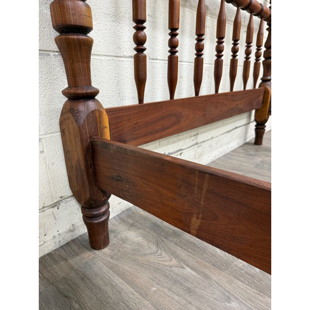 Vintage Full Size Jenny Lind Cannonball Finial Spindle or Spool Bed For Sale - Image 14 of 17