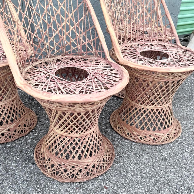Mid Century Modern Pink Spun Fiberglass Chairs - Set of 4 For Sale - Image 4 of 4