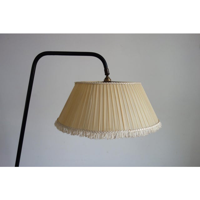 Metal Tripod Metal Floor Lamp with Shelf, France, 1950s For Sale - Image 7 of 14