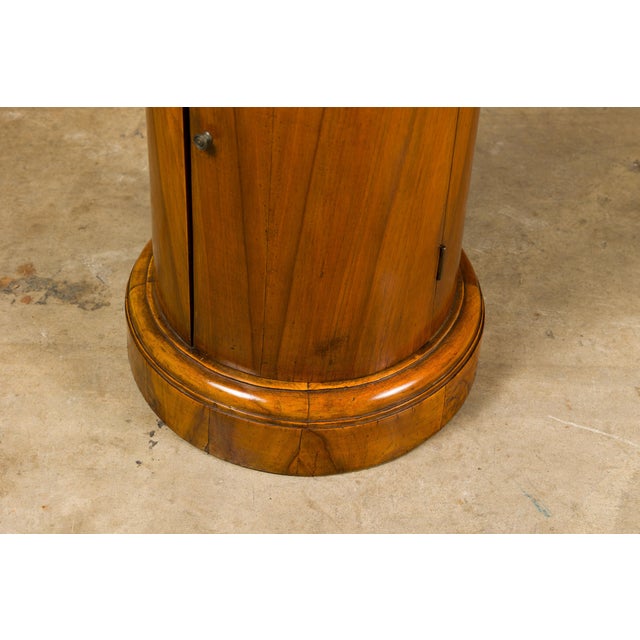 Italian 19th Century Walnut Drum Table with Single Door and Bookmatched Top For Sale - Image 11 of 11