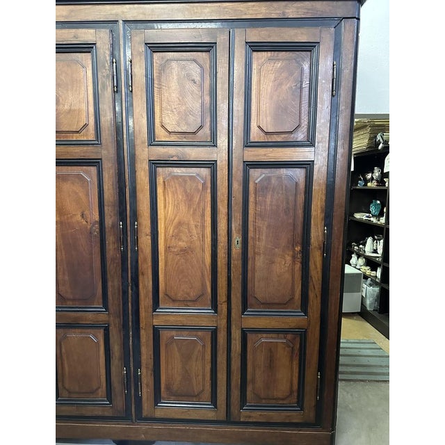 Wood 4-Door Wardrobe in Walnut, 1700s For Sale - Image 7 of 14