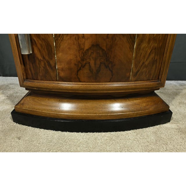 Vintage Art Deco Walnut Burl Bedside Table, 1930 For Sale - Image 15 of 18