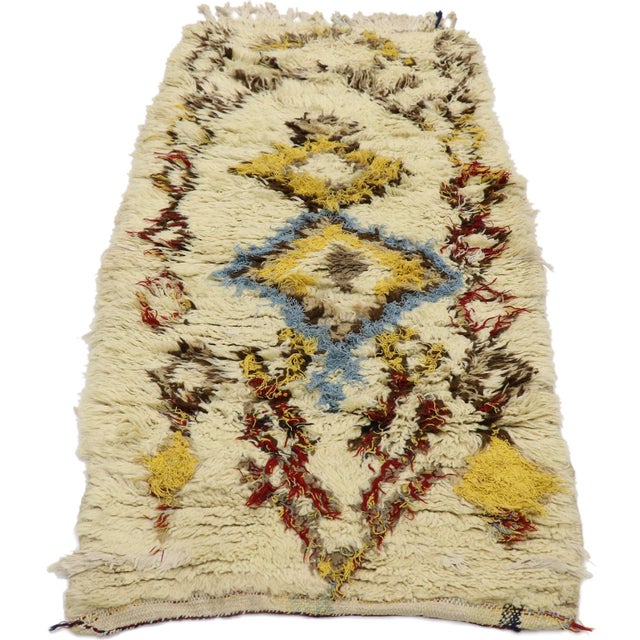 Tribal Vintage Berber Moroccan Azilal Rug - 02'07 X 05'05 For Sale - Image 3 of 9