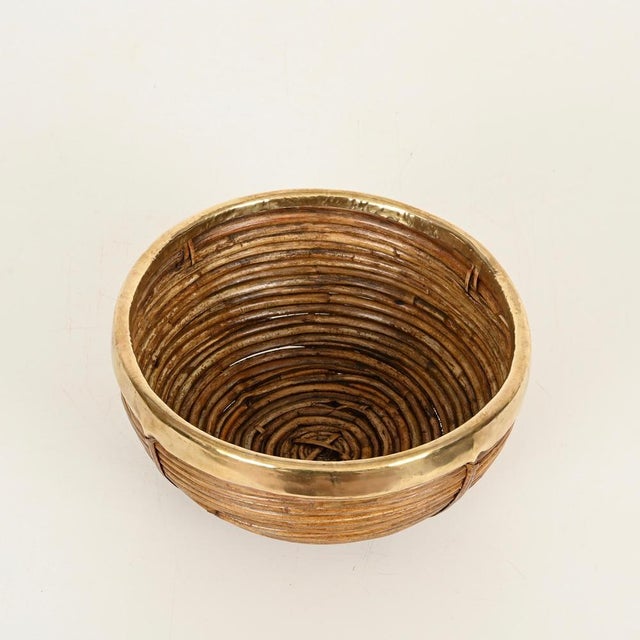 Gold Decorative Bowl in Rattan and Brass, Italy, 1960s For Sale - Image 8 of 11