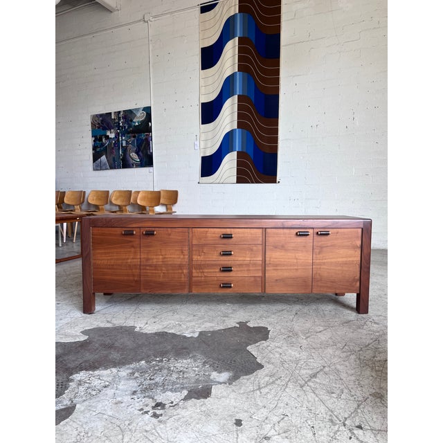 1970s Newly Refinished Mid Century Two Tone Credenza by Lou Hodges For Sale - Image 5 of 8