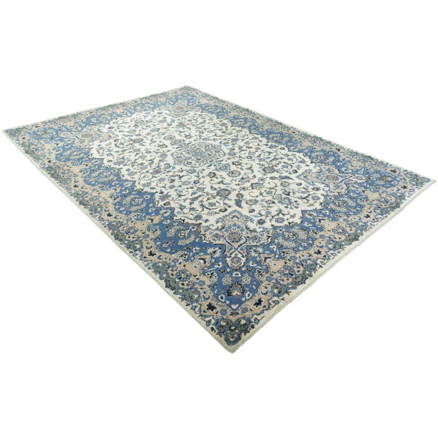 Hand-Knotted Kashan Rug in Cork Wool with Light Floral Design, 1990s For Sale - Image 3 of 13