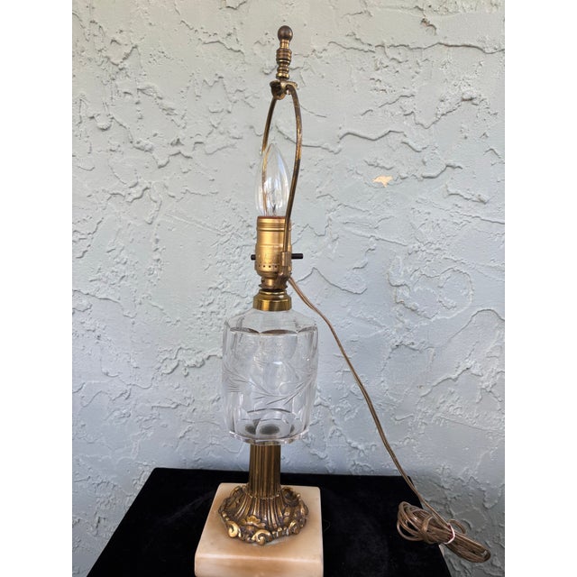 Brass Vintage Brass & Cut Crystal Table Lamp With Marble Base – Neoclassical Style For Sale - Image 8 of 11