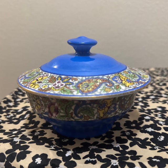 English Blue Trinket Dish With Floral Pattern Made in England For Sale - Image 3 of 5