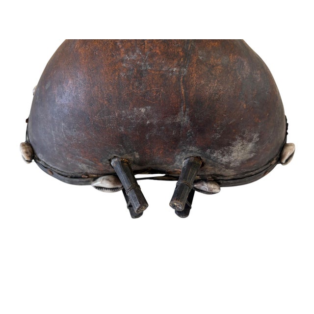 Vintage Traditional African Bolon or Calabash Gourd Guitar. 17" H For Sale In New York - Image 6 of 9