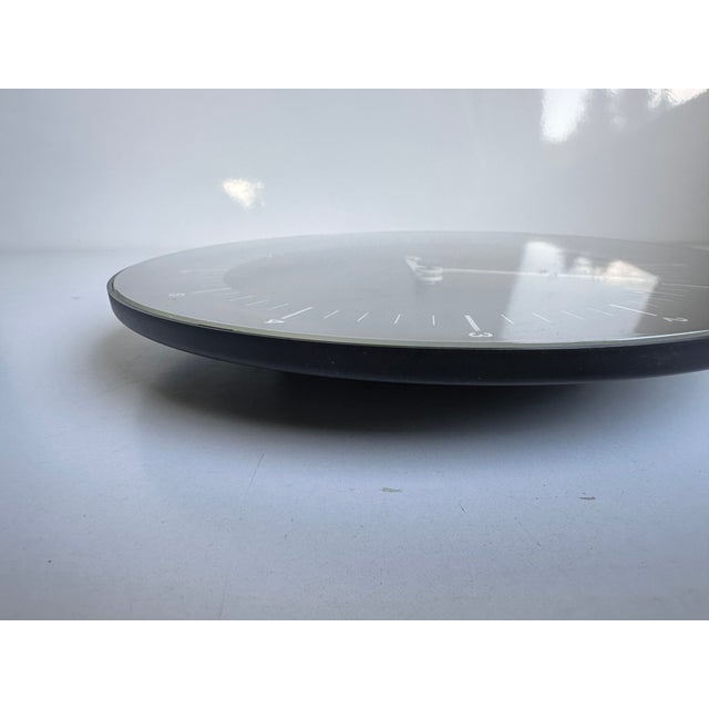 Minimalist Wall Clock 5W1 by Reinhold Weiss for Junghans, Germany, 1990s For Sale - Image 6 of 12
