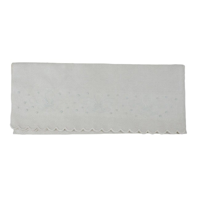 Vintage Linen Hand Embroidered Fleur De Lis Damask Tea Towel For Sale