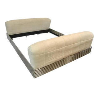 1970s Mid-Century Modern Attributed to Brueton Radiator Bed For Sale