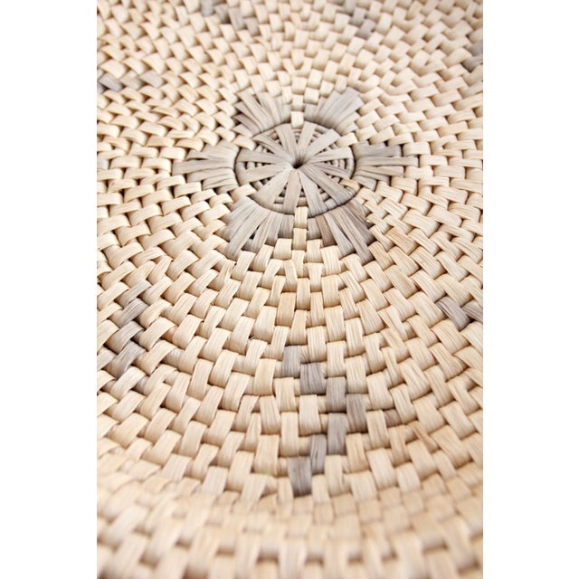 Beige Vintage Handwoven Southwestern Basket Tray For Sale - Image 8 of 10