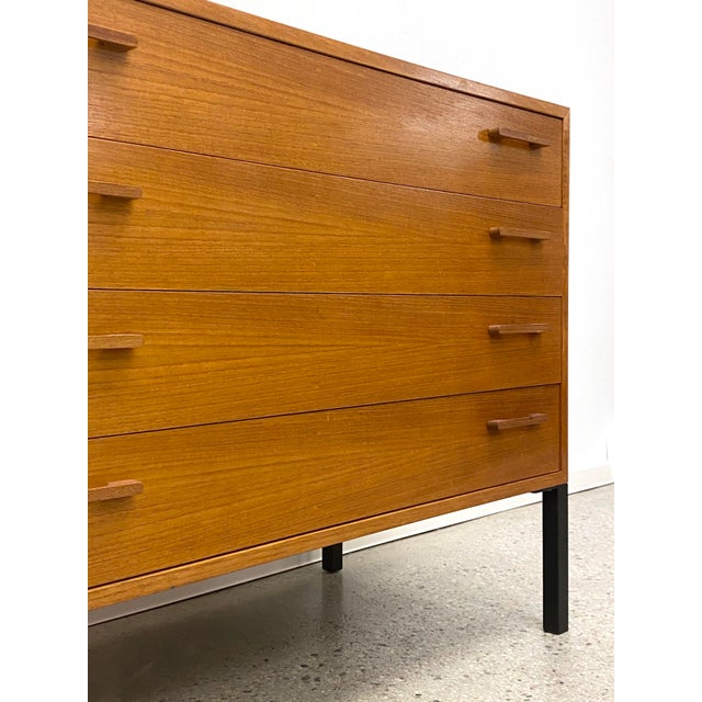 1960s Teak Chest of Drawers by Kai Kristiansen for Feldballes Möbelfabrik, Denmark, 1960s For Sale - Image 5 of 17