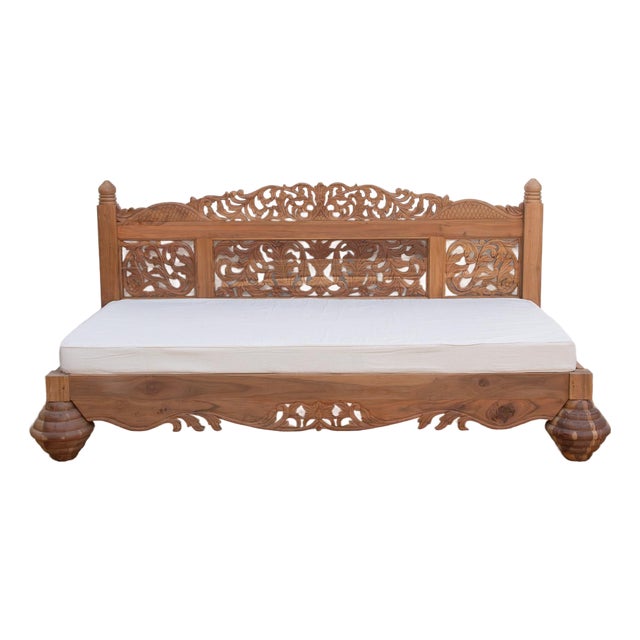 Finely Carved Bali Lounge Daybed Sofa For Sale