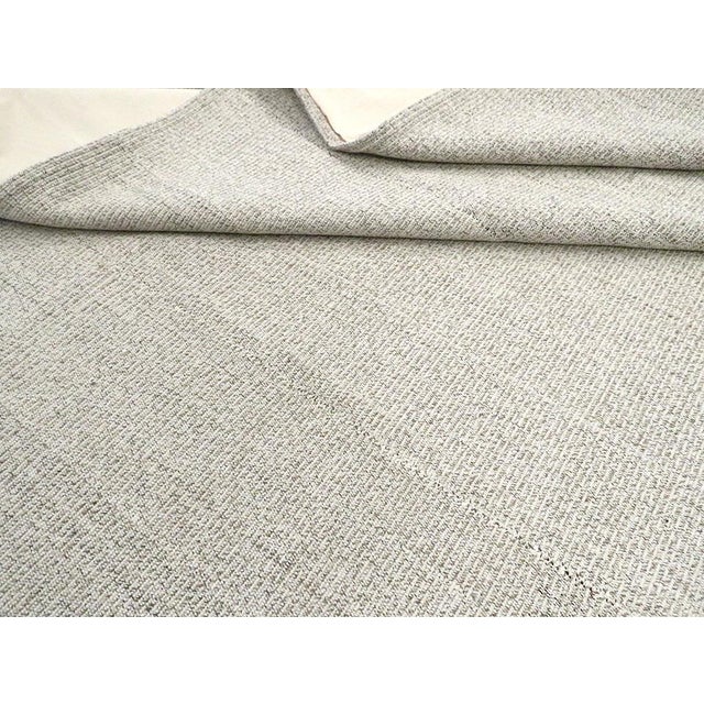 Galerie Shabab Collection Mid-20th Century Handmade Turkish Flat-Weave Kilim Room Size Carpet For Sale - Image 10 of 10