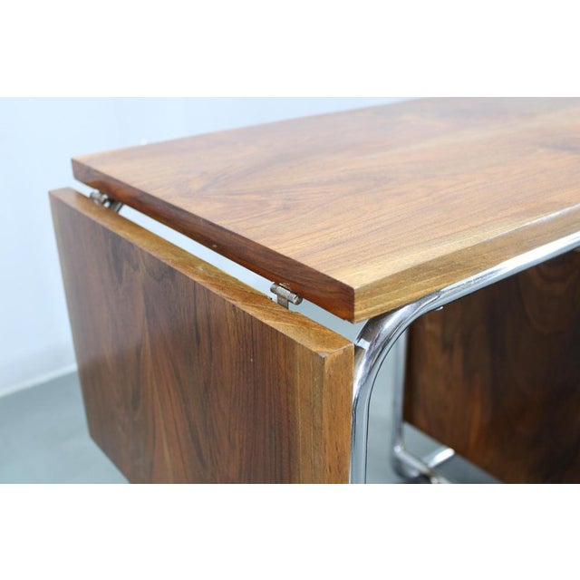 Bauhaus Children's Desk with Drop Leaf in Walnut and Chrome, 1930s For Sale - Image 11 of 17