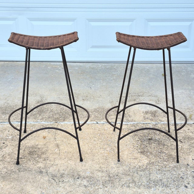 Arthur Umanoff Mid Century Modern Woven Wicker Rattan & Black Iron Bar Stools - A Pair For Sale - Image 4 of 6