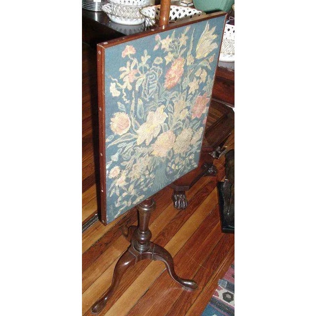 Brown 19th Century English Georgian Pole or Fire Screen with Needlepoint Panel For Sale - Image 8 of 11