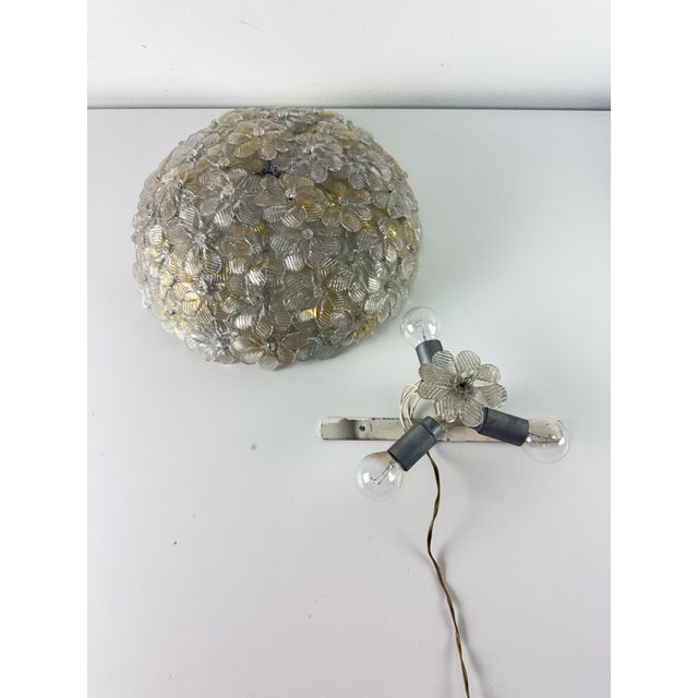 Three-Light Murano Glass Ceiling Lamp in the style of Ercole Barovier, 1940s For Sale - Image 9 of 10