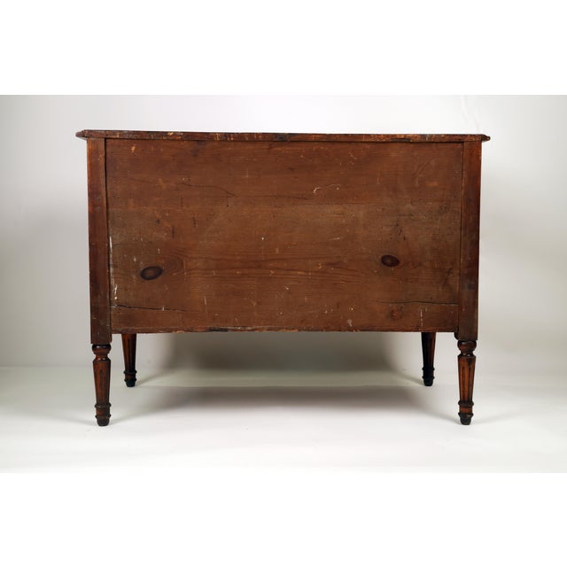 Antique Commode in Walnut, 1790 For Sale - Image 15 of 16