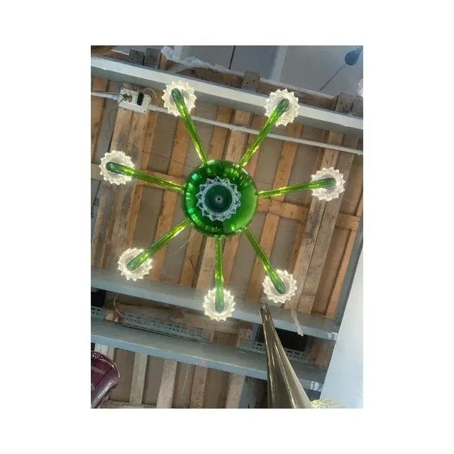 Impressive murano glass chandelier. Traditional "rostrato" works of boubeches, pinched one by one. Exclusive design in...