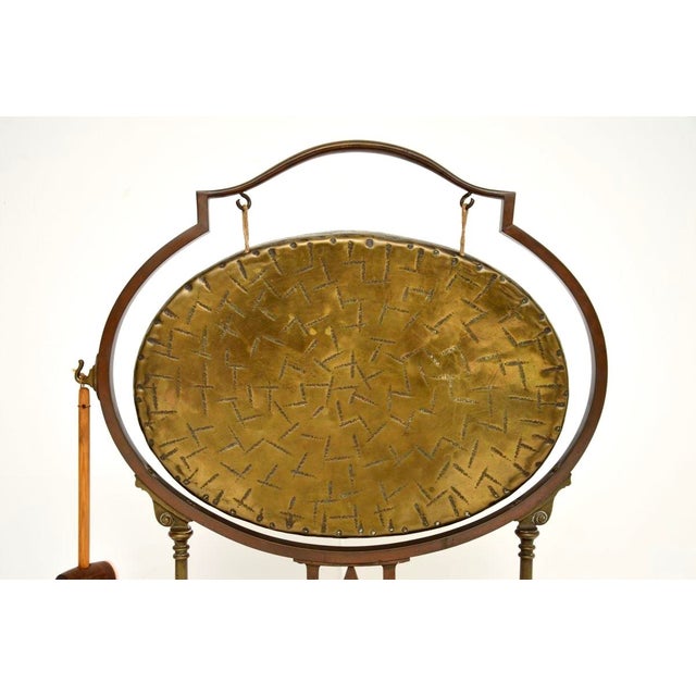 Antique Edwardian Brass and Oak Dinner Gong, 1900s For Sale - Image 4 of 8