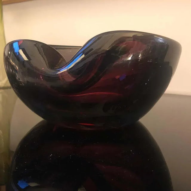 1970s 1970sItalian Mid-Century Modern Seguso Style Heavy Purple Murano Glass Ashtray For Sale - Image 5 of 13