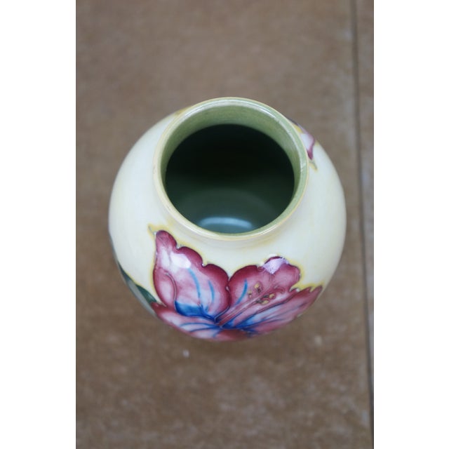 Ceramic Mid Century British Walter Moorcroft Hibiscus Flower Baluster Bud Vase 5" For Sale - Image 7 of 13