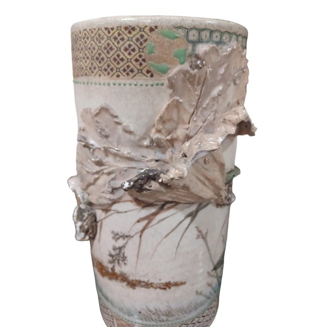 Early 20th Century Pair of Early 20th Century Makuzu Kozan Style Earthenware Cache Pots For Sale - Image 5 of 11