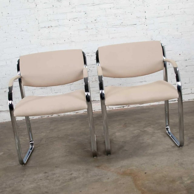 Steelcase Vintage Modern Dining Armchairs Off White and Chrome by Steelcase - A Pair For Sale - Image 4 of 12
