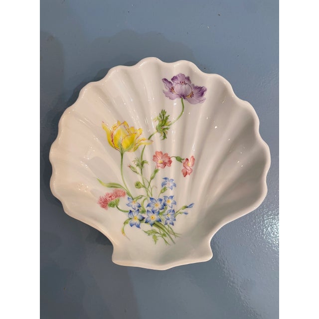 Late 20th Century Vintage Limoges French Porcelain Shell Dish With Floral Design For Sale - Image 5 of 5