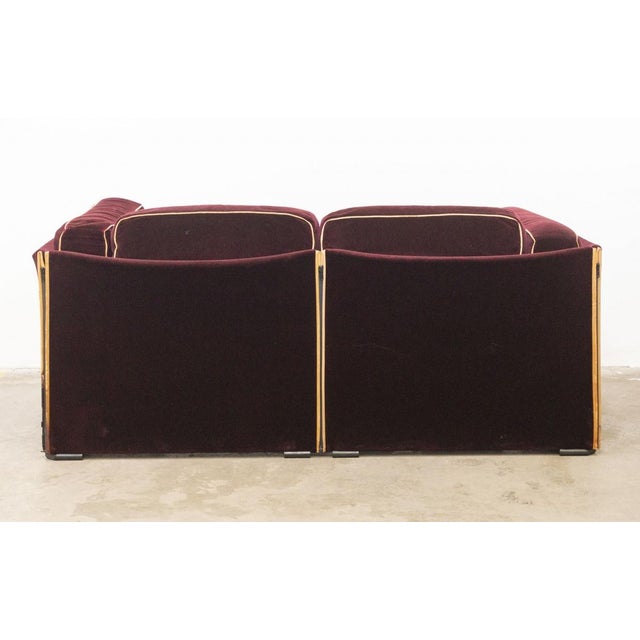 Two-Seater Sofa in Burgundy Velvet by Mario Bellini for Cassina, 1970s For Sale - Image 11 of 16