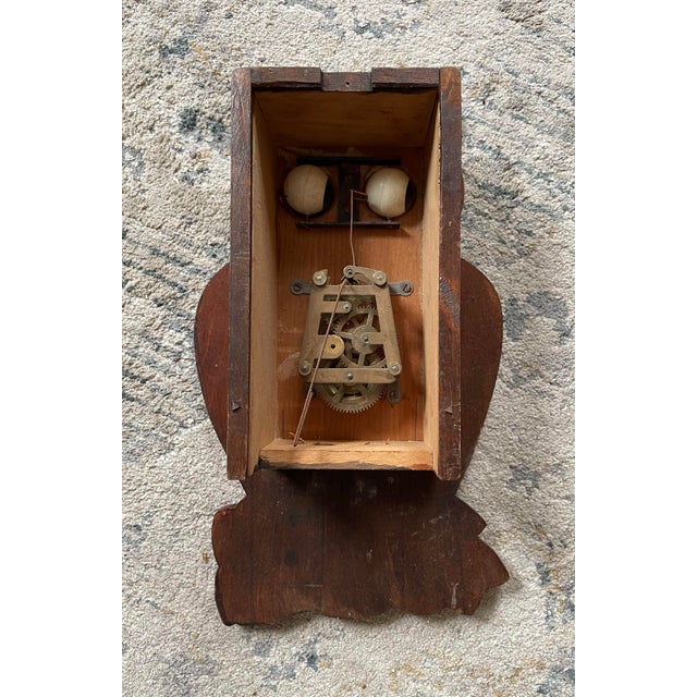 1950s Vintage Wooden Owl 1940s- 1950s Wall Clock For Sale - Image 5 of 7