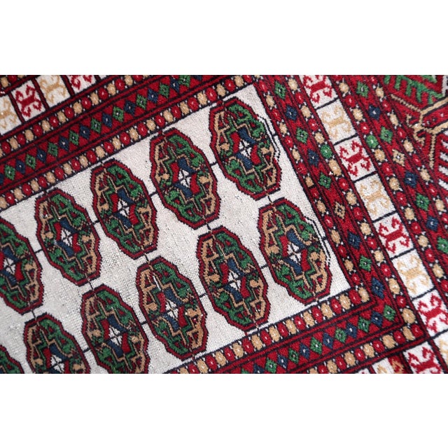 Textile 1960s, Handmade Vintage Uzbek Bukhara Rug 2.5' X 4.2' For Sale - Image 7 of 13