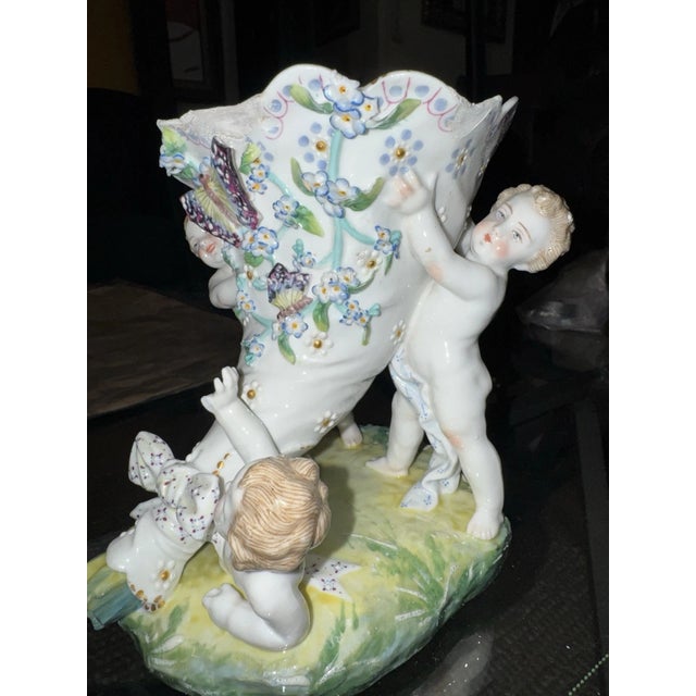 White Vion Et Baury 19th Century Bisque Porcelain Figural Compote Made for the Paris Exposition For Sale - Image 8 of 14