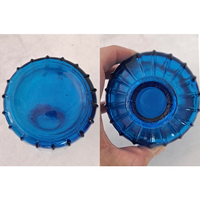 Vintage Mid-Century Modern Italian Art Glass Decanters, Cobalt Blue Ribbed & Emerald Green Empoli Style - a Pair For Sale - Image 12 of 12