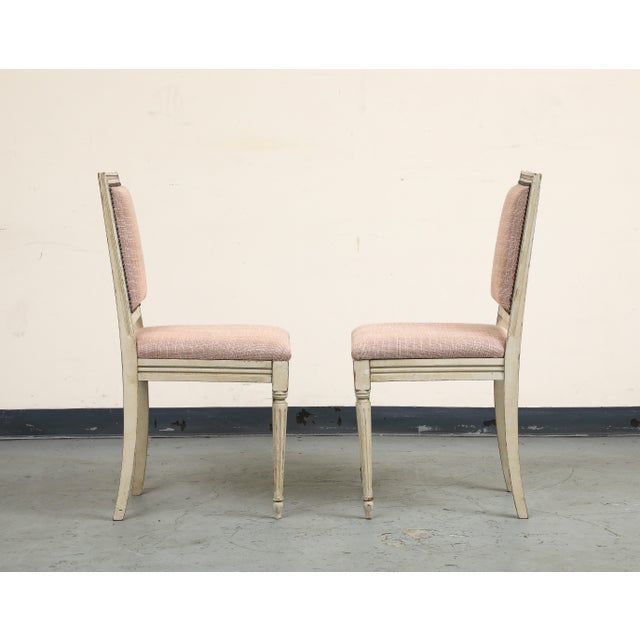 Early 20th Century Pair of Painted French Louis XVI Style Side Chairs in Rose Tarlow Blush Linen For Sale - Image 5 of 11